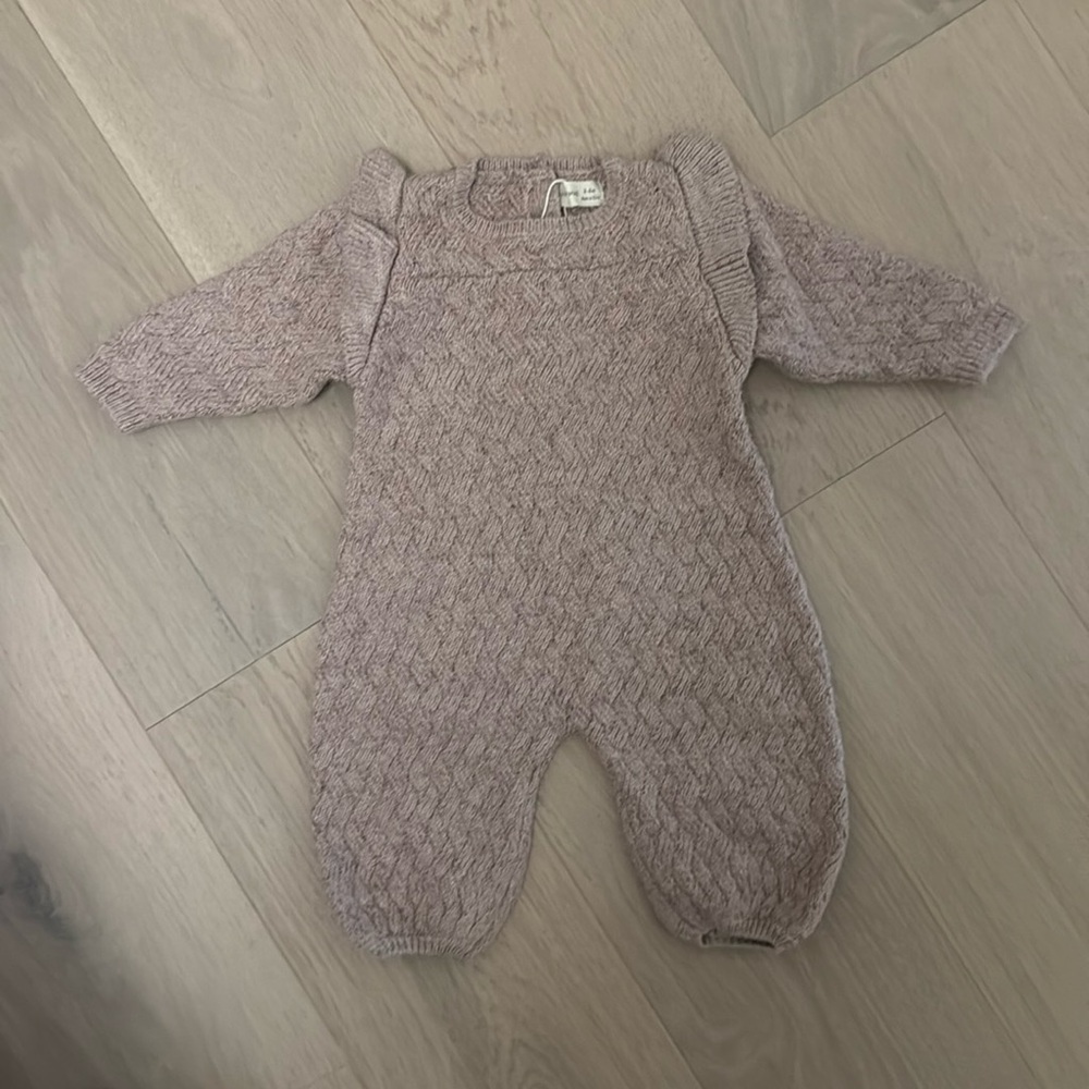 Quincy Mae 3-6 month sweater jumper nwt